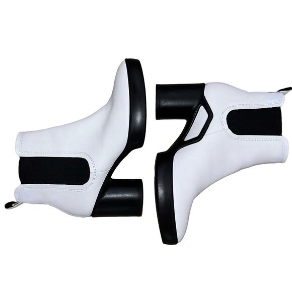 ECCO Shape Sculpted Motion 55 Womens Size 9.5 US 40 EU White Leather Chelsea - Picture 3 of 13